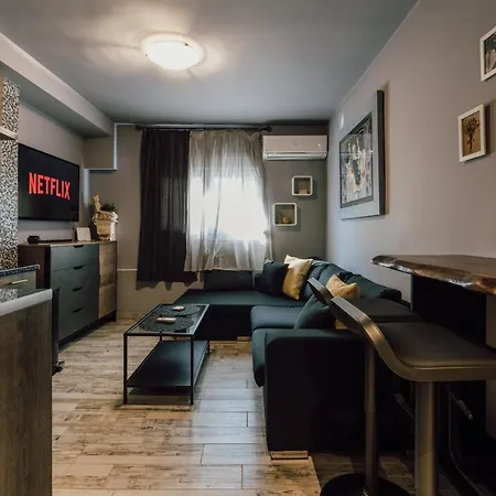 Apartament Lef *